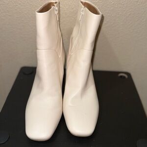 Women's Cream Ankle Boots - Sleek Zip Closure